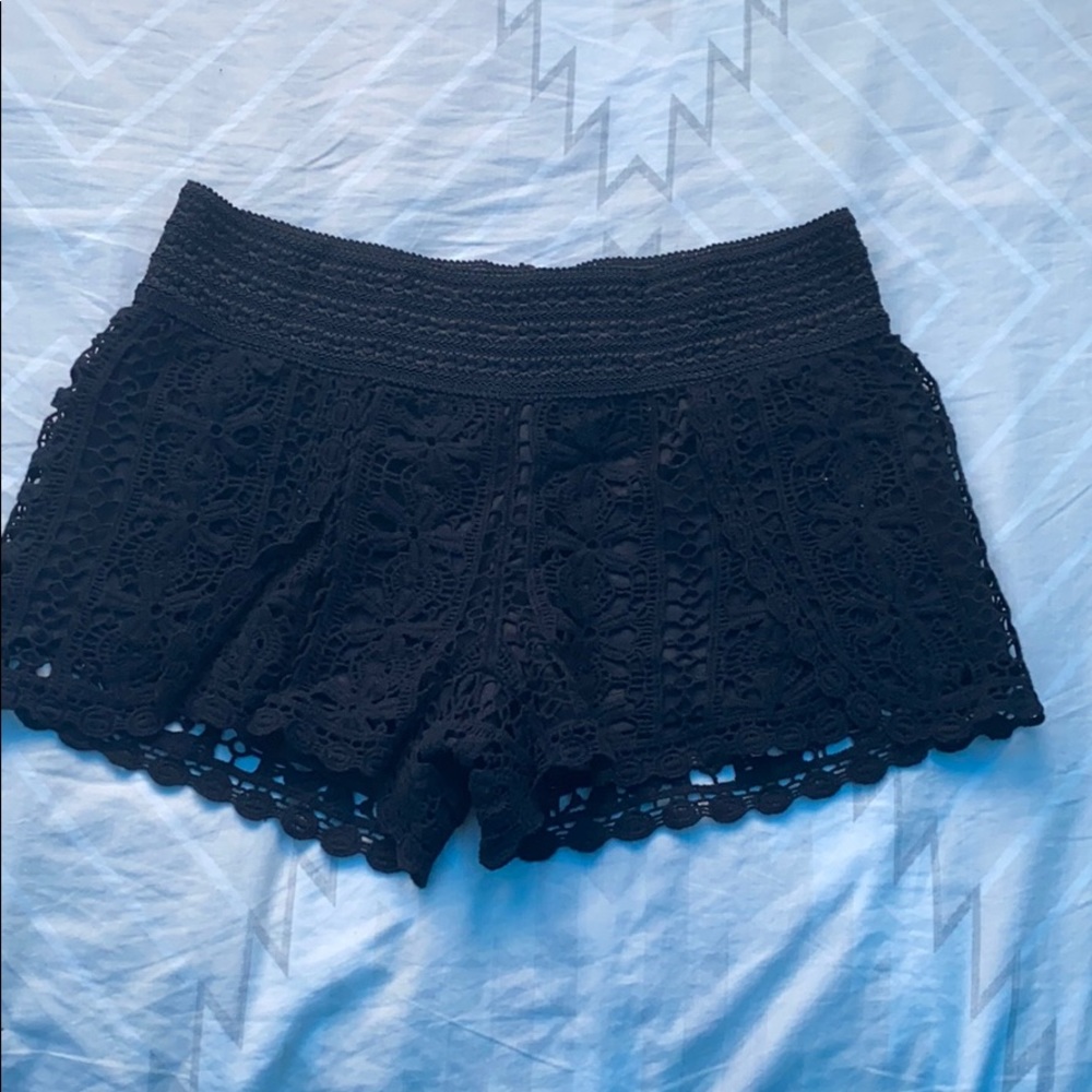 lace shorts